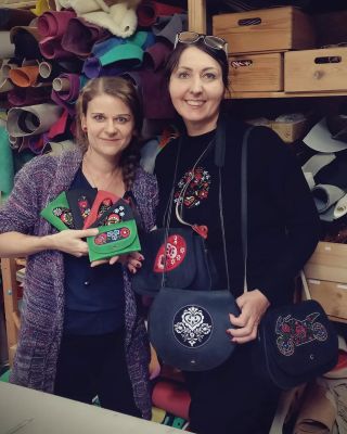 ⚫️🔴🟢Pamatujete na ten můj nepovedený jarmark v Ivančicích?🟢🔴⚫️ Jarmark nestál za nic, ale ještěže jsem tam jela! Potkala...